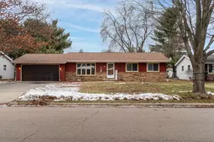 3321 Berkshire Rd, Janesville, WI 53546 - Photo 1