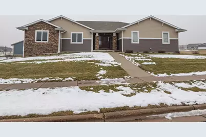 1560 Cornerstone Circle, Platteville,  53818 - Photo 1