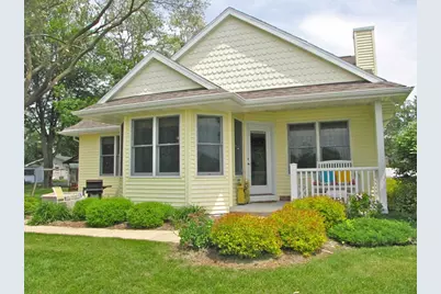 557 Gold Street #401, Green Lake, WI 54941 - Photo 1