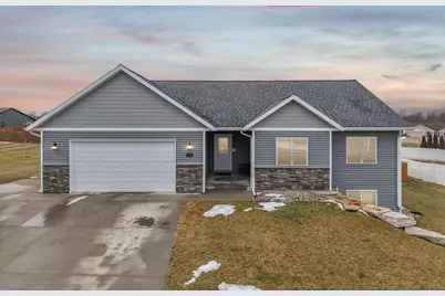 715 Crestview Drive, Reedsburg, WI 53959 - Photo 1
