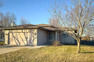 7202 Iris Bloom Dr, Madison, WI 53719 - Photo 1