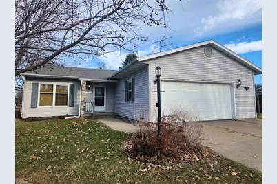 1208 Victoria Circle, Baraboo, WI 53913 - Photo 1