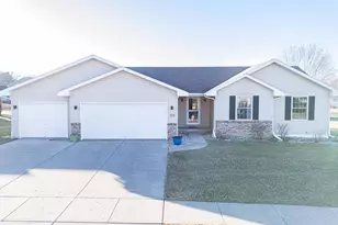 733 Red Hawk Dr, Milton, WI 53563 - Photo 1