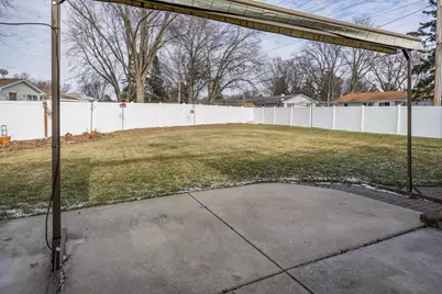 1913 Black Bridge Road, Janesville, WI 53545 - Photo 33
