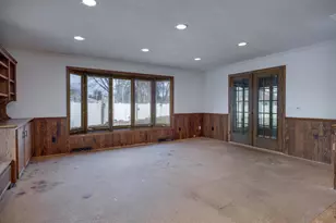 1913 Black Bridge Rd, Janesville, WI 53545 - Photo 11