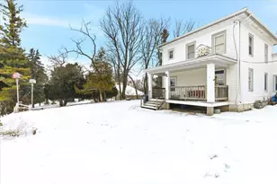 211 Valley St, Horicon, WI 53032 - Photo 1