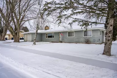 801 Pearl Street, Mauston, WI 53948 - Photo 1