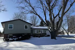 3506 Greenwood Dr, Janesville, WI 53546 - Photo 1