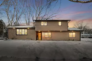 132 W MacArthur St, Sun Prairie, WI 53590 - Photo 1