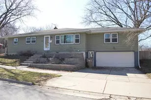 1002 Ellen Ave, Madison, WI 53716 - Photo 1