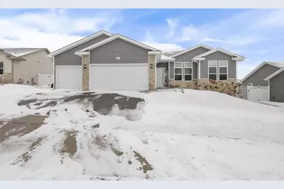 932 Margarets Way, Belleville, WI 53508 - Photo 1