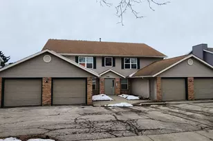 934 Jana Ln, Madison, WI 53704 - Photo 1