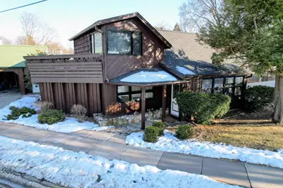 135 Southwest Road, Platteville,  53818 - Photo 1