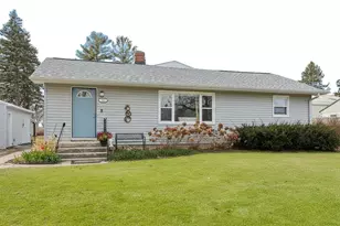 593 Academy Dr, Edgerton, WI 53534 - Photo 1