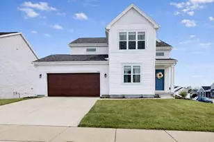 993 Clover Ln, DeForest, WI 53532 - Photo 1