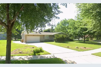 5001 Stonehaven Drive, Madison, WI 53716 - Photo 1