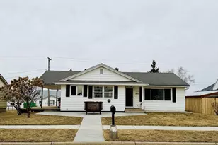 1009 30th Ave, Monroe, WI 53566 - Photo 1