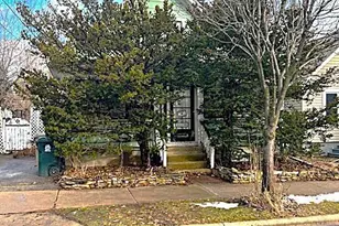 2614 E Dayton St, Madison, WI 53704 - Photo 1