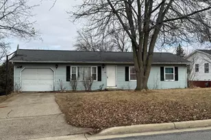 620 Yahara St, DeForest, WI 53532 - Photo 1