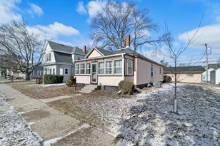 131 Carroll St, Portage, WI 53901 - Photo 1