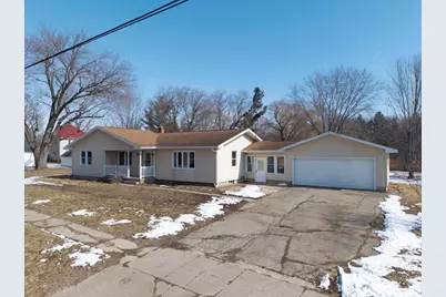 302 N Preston Avenue, Reedsburg, WI 53959 - Photo 1