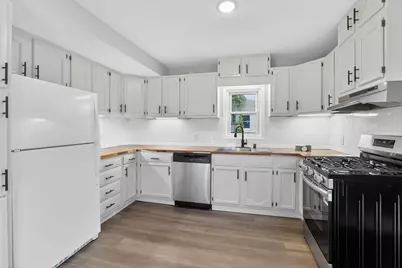 209 E Lakeview Avenue, Madison, WI 53716 - Photo 1
