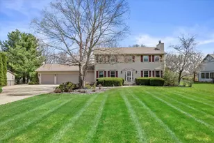 6237 S Edgewater Dr, Beloit, WI 53511 - Photo 1
