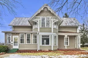 125 N Wilson Ave, Jefferson, WI 53549 - Photo 1