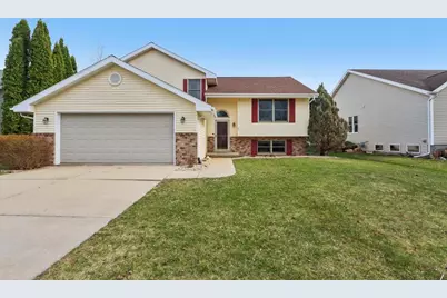 5495 Quarry Hill Drive, Fitchburg, WI 53711 - Photo 1