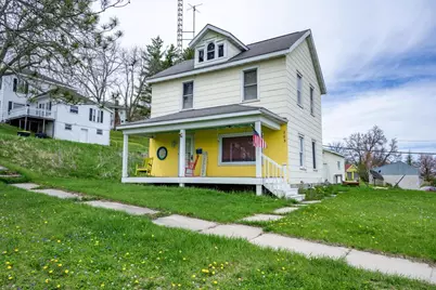 203 Franklin Street, Elroy, WI 53929 - Photo 1