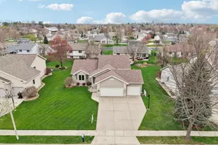 316 Burl Oak Dr, DeForest, WI 53532 - Photo 1