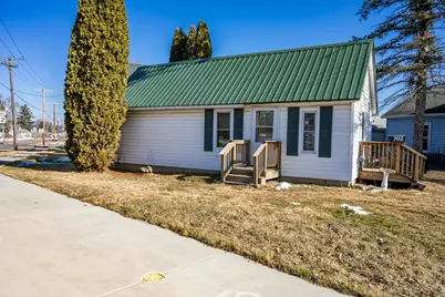 702 Academy Street, Elroy, WI 53929 - Photo 1