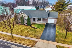 218 Kilbourn St, Horicon, WI 53032 - Photo 1