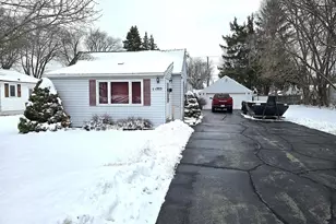 1703 Bayliss Ave, Beloit, WI 53511 - Photo 1