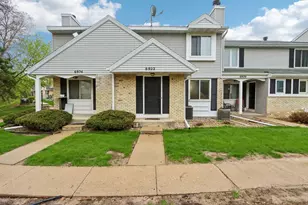 6922 Park Ridge Dr, Madison, WI 53719 - Photo 1