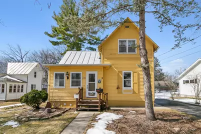 801 Park Street, Baraboo, WI 53913 - Photo 1