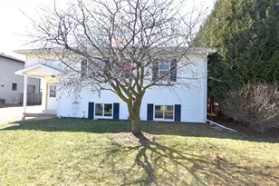 408 O'Neil St, Lake Mills, WI 53551 - Photo 1