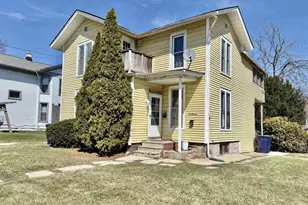 414 N High St, Janesville, WI 53548 - Photo 1