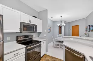 10 Kings Mill Cir, Madison, WI 53718 - Photo 1