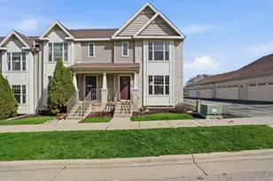 348 Park St, Sun Prairie, WI 53590 - Photo 1