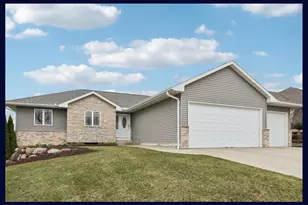 208 Steeple Ct, Johnson Creek, WI 53038 - Photo 1