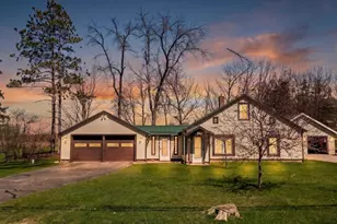 472 North St, Green Lake, WI 54941 - Photo 1