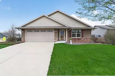 4011 Huntington Avenue, Janesville, WI 53546 - Photo 1