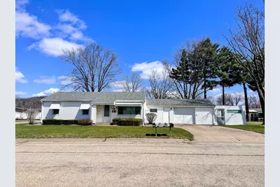 1400 S 11th Street, Prairie Du Chien, WI 53821 - Photo 1