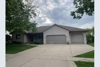 713 S 2nd Street, Mount Horeb, WI 53572 - Photo 1