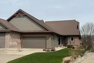 3039 Woods Edge Way, Madison, WI 53711 - Photo 1