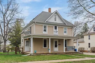 804 Main St, Mount Horeb, WI 53572 - Photo 1