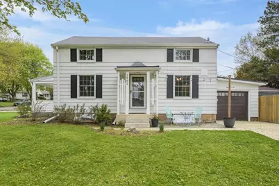1502 Farragut Street, Madison, WI 53704 - Photo 1