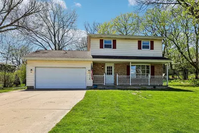 1625 Trails End, Marshall, WI 53559 - Photo 1