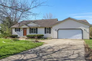 107 Mallard Ct, Sullivan, WI 53178 - Photo 1